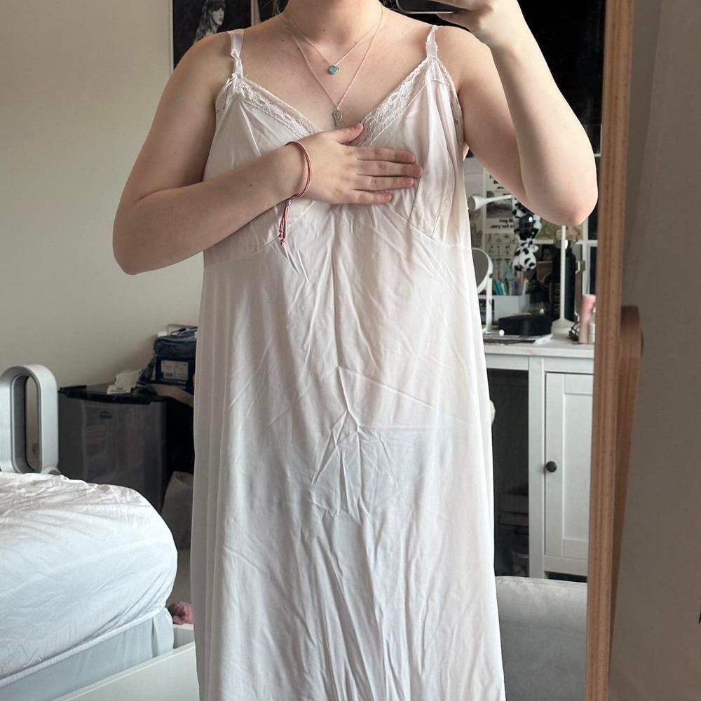 Vintage vanity fair ivory slip dress